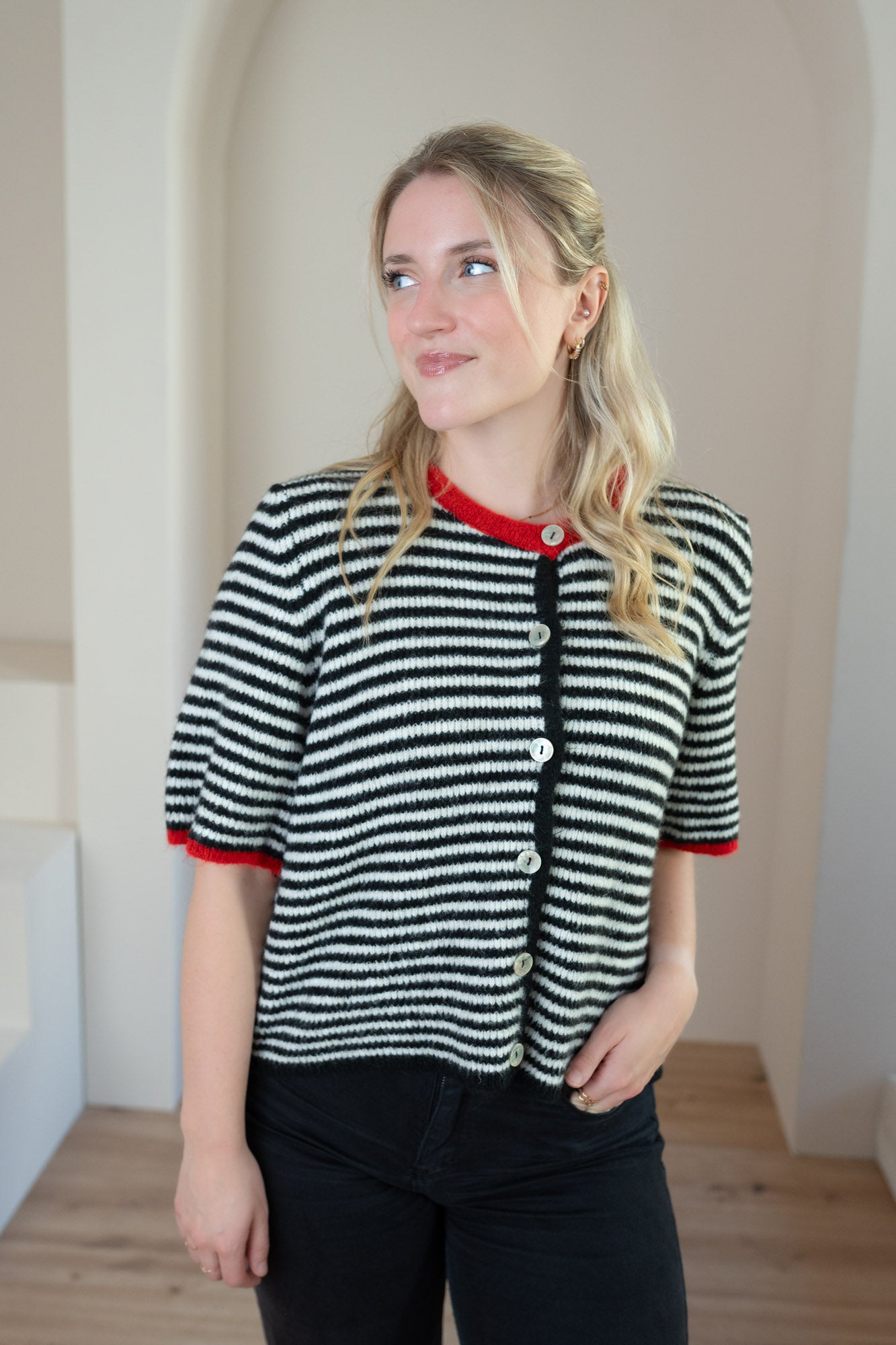 Strickjacke kurzarm gestreift