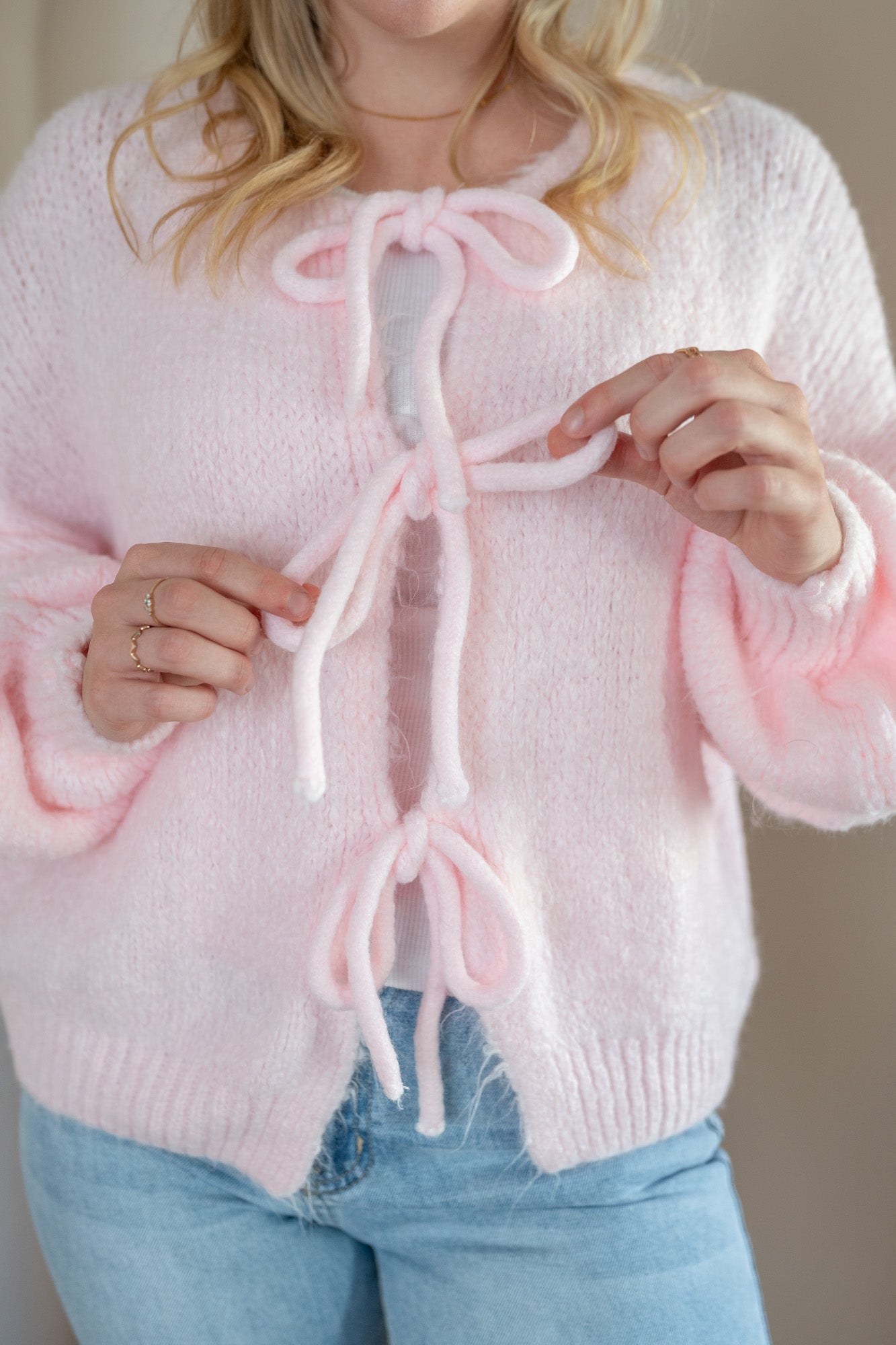 Cardigan mit Schleifen
