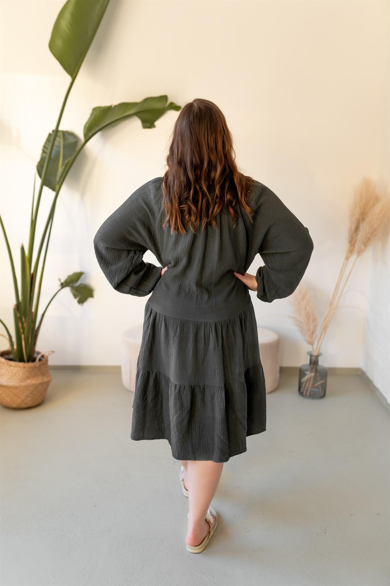Musselin Kleid mit V-Ausschnitt