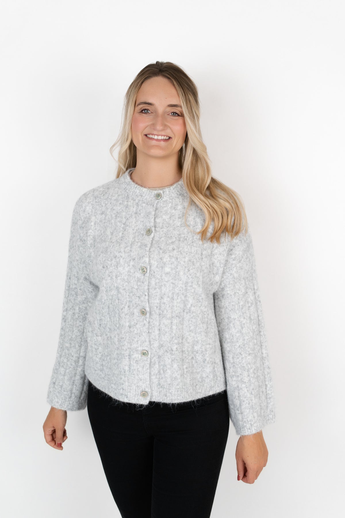 Strickjacke mit Knopfleiste