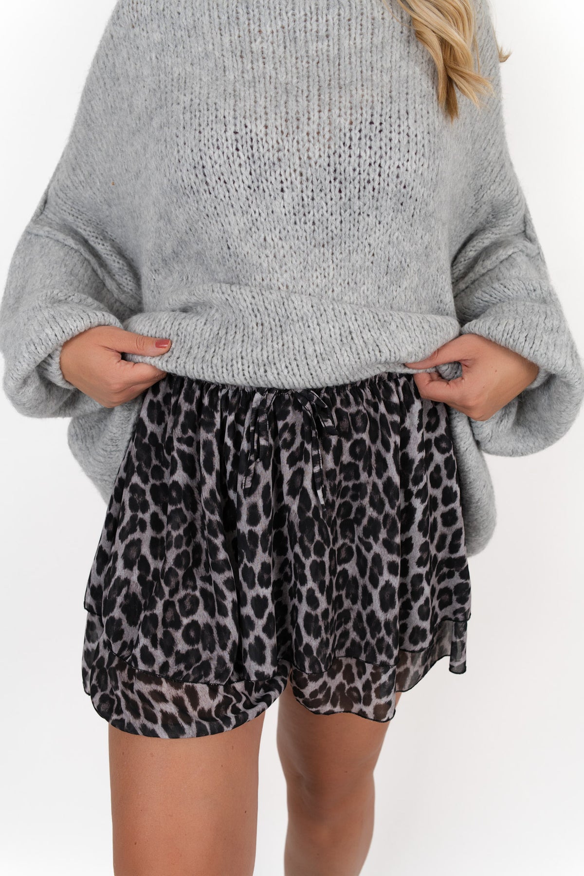 Cozy Vibes Bundle – Volant-Skort & Pullover | 25 % sparen
