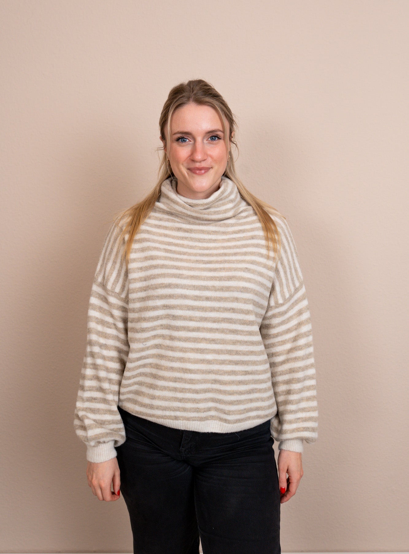 Pullover gestreift mit Rollkragen