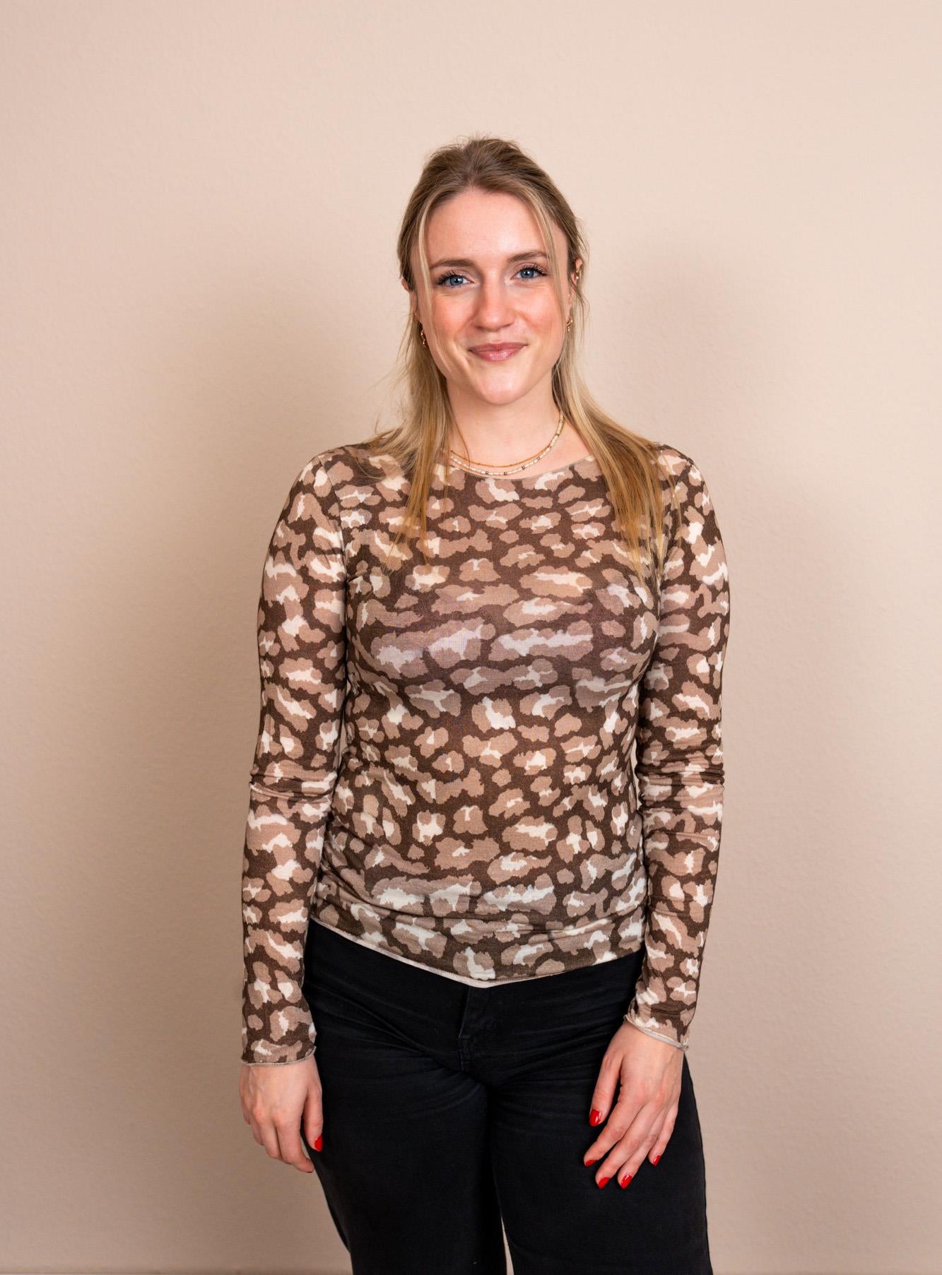Langarmshirt mit Kaschmir Leo