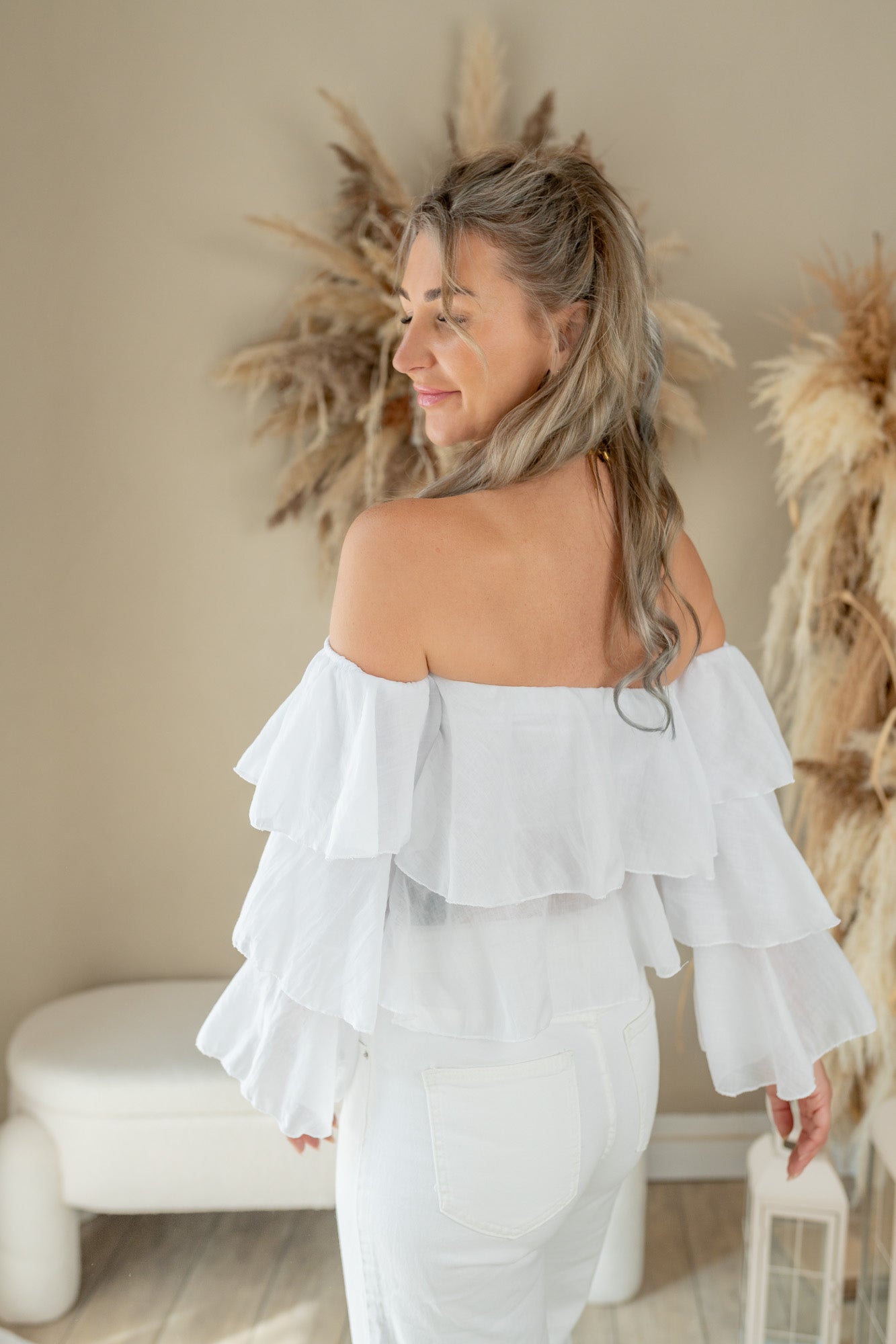Off-Shoulder Volant-Bluse