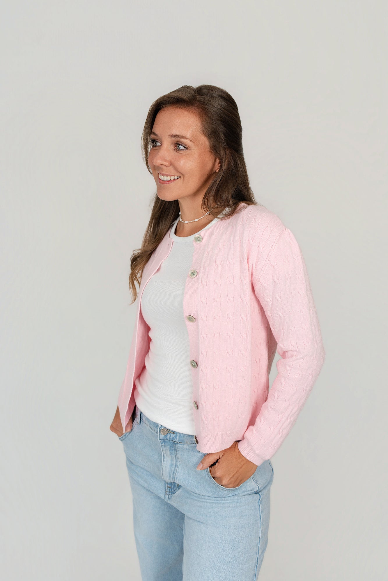 Feinstrickjacke mit Zopfmuster