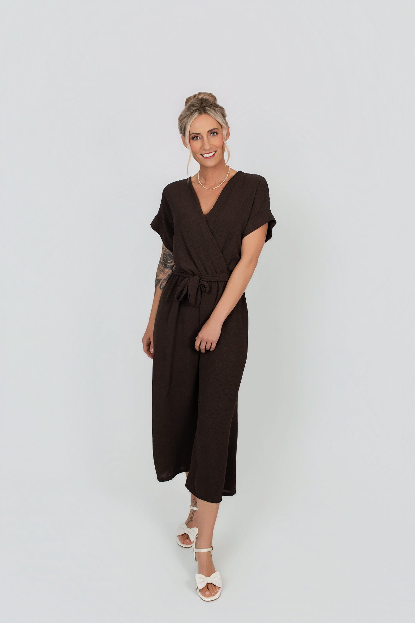 Jumpsuit mit V-Ausschnitt