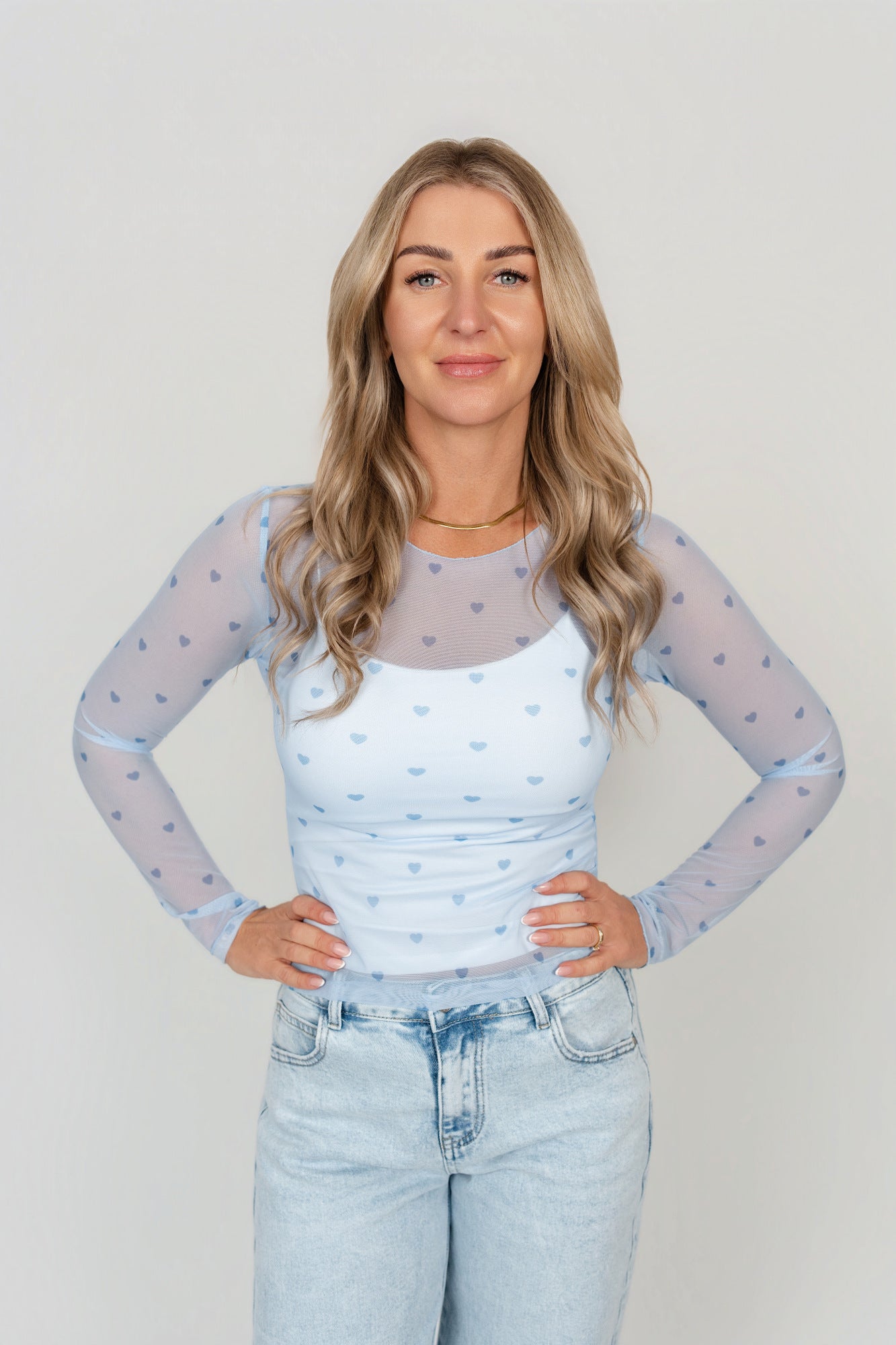 Mesh Langarmshirt mit Herzen