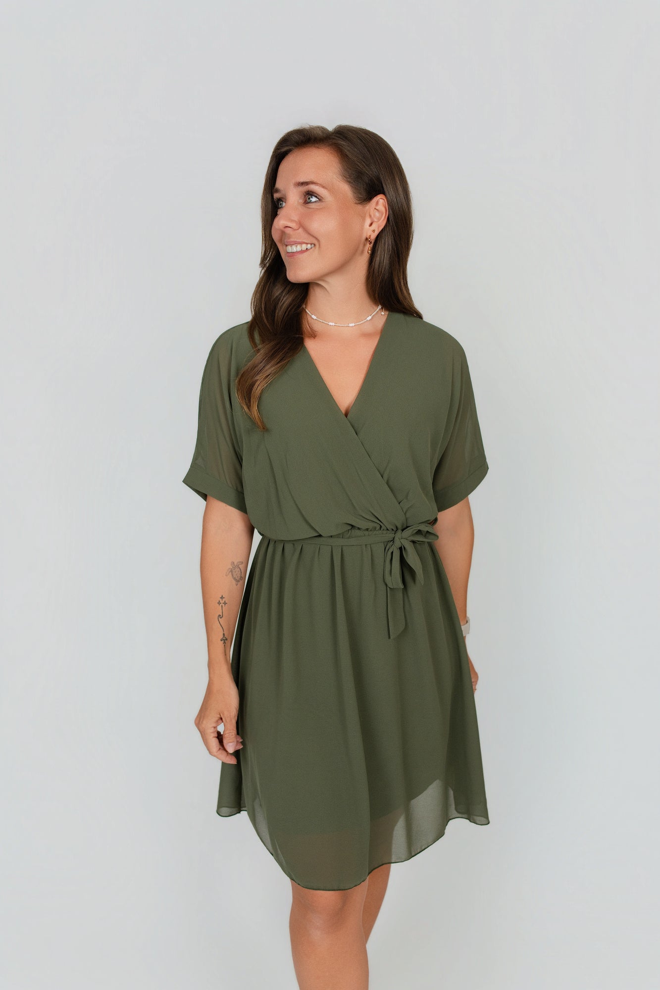 Kleid mit Schleife kurzarm