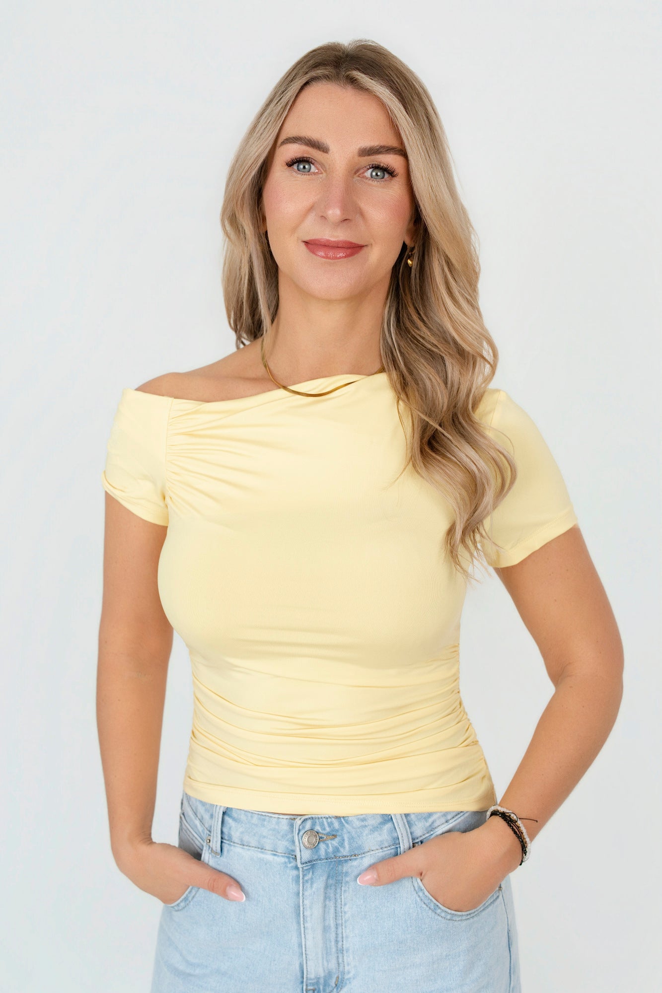 One-Shoulder-Shirt