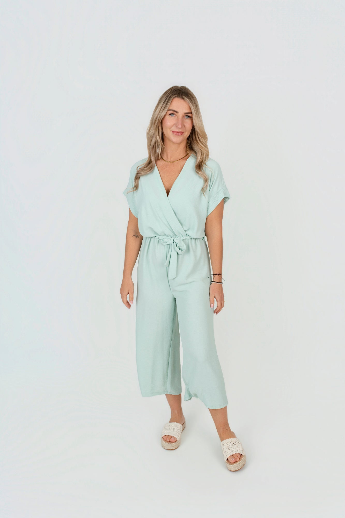 Jumpsuit mit V-Ausschnitt