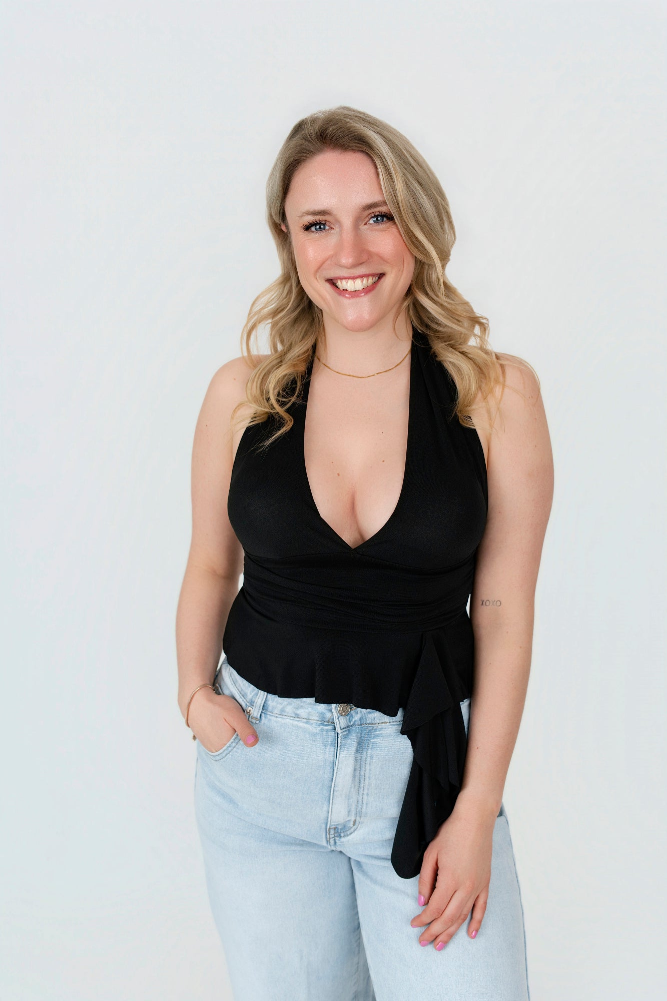 Neckholder Top mit Rüschen