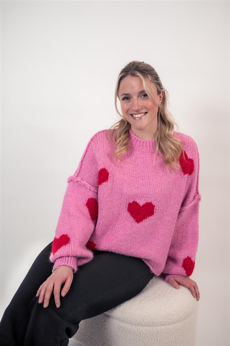 Pullover mit abgesetzten Nähten & Herzen