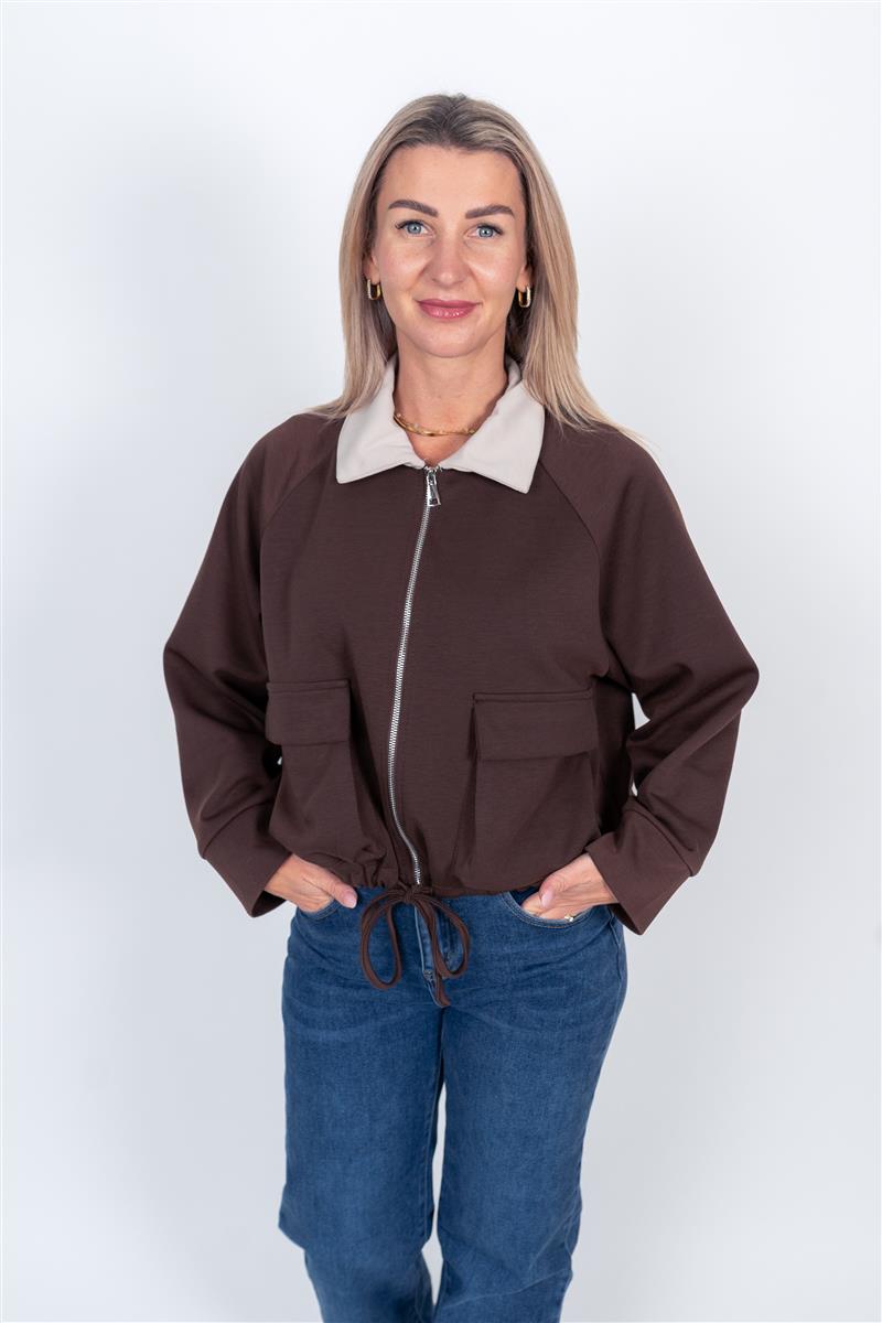 Jacke mit Kragen