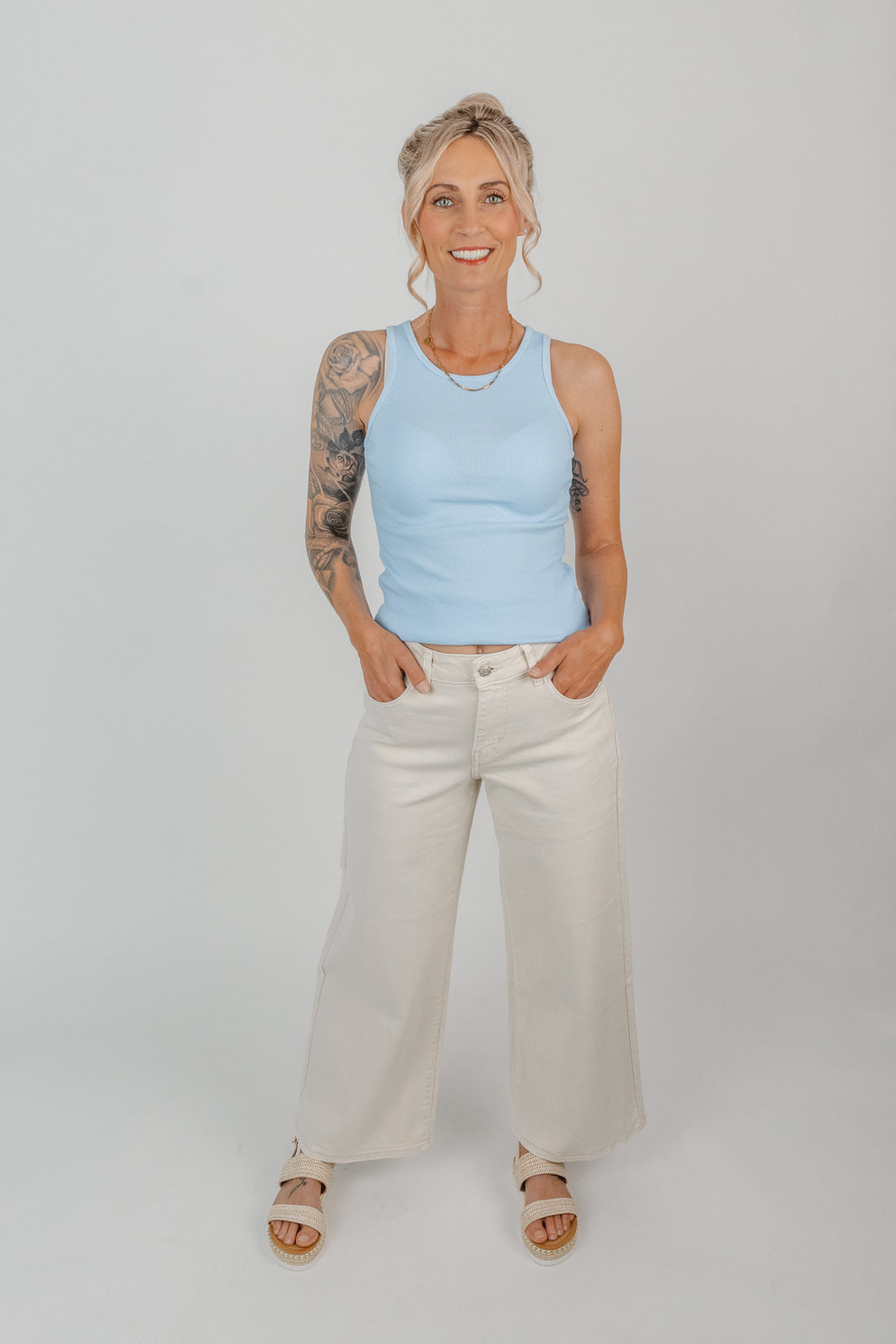 Wide Leg-Cropped Jeans