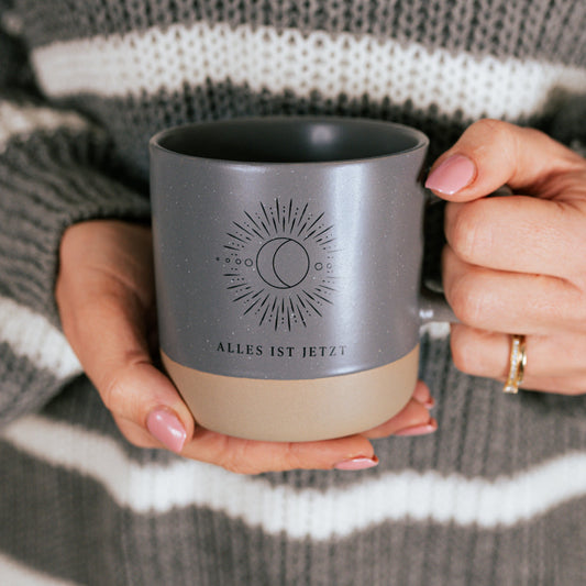 "Alles ist jetzt" Tasse
