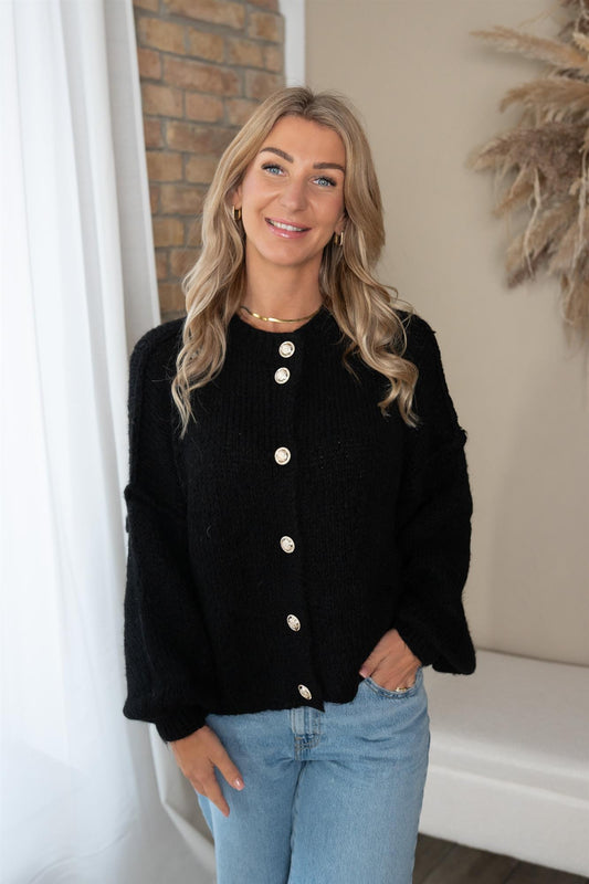 Strickjacke kurz mit goldenen Knöpfen