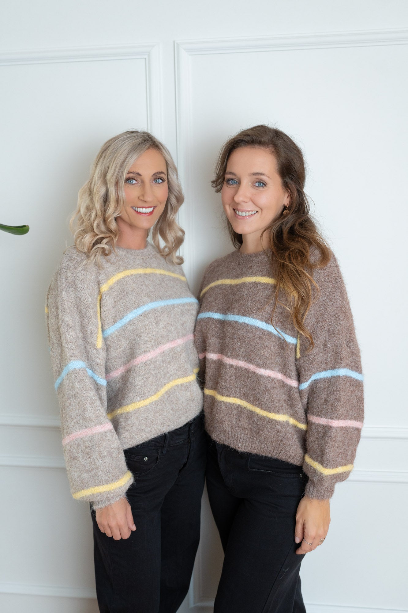 Pullover mit Streifen