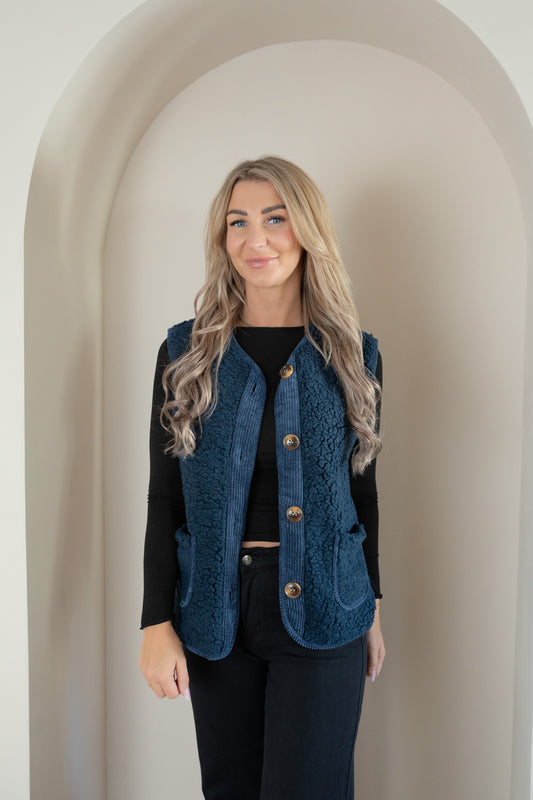 Weste mit Teddyfell & Corddetail