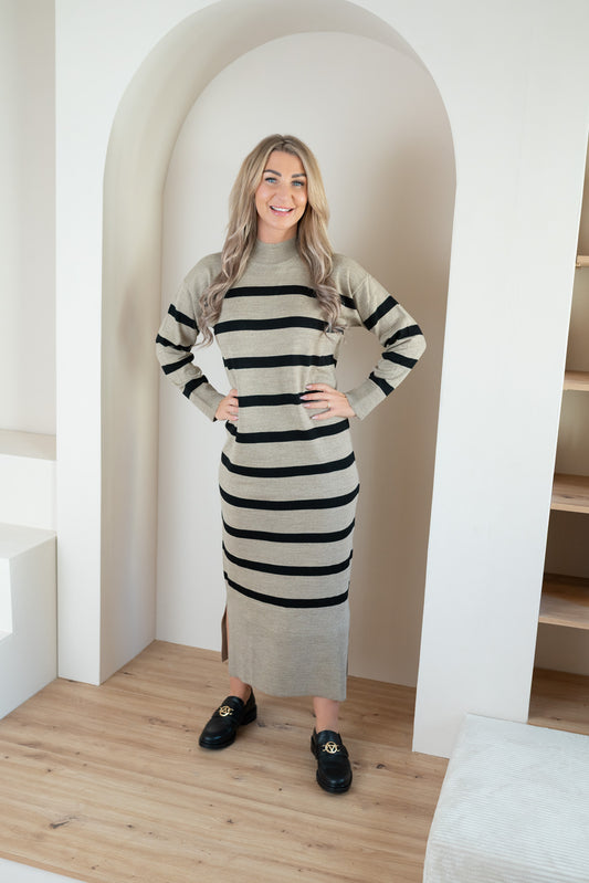 Kleid lang mit Streifen
