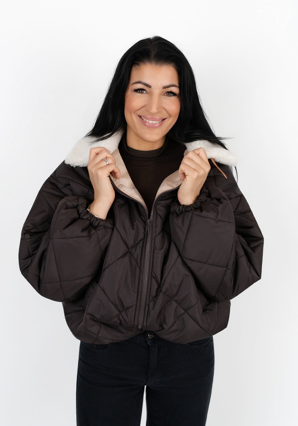 Gesteppte Jacke mit Teddyfell Kragen