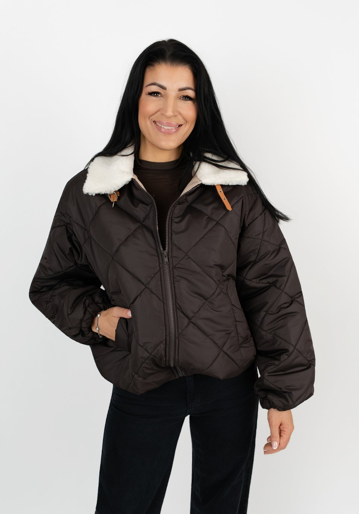 Gesteppte Jacke mit Teddyfell Kragen