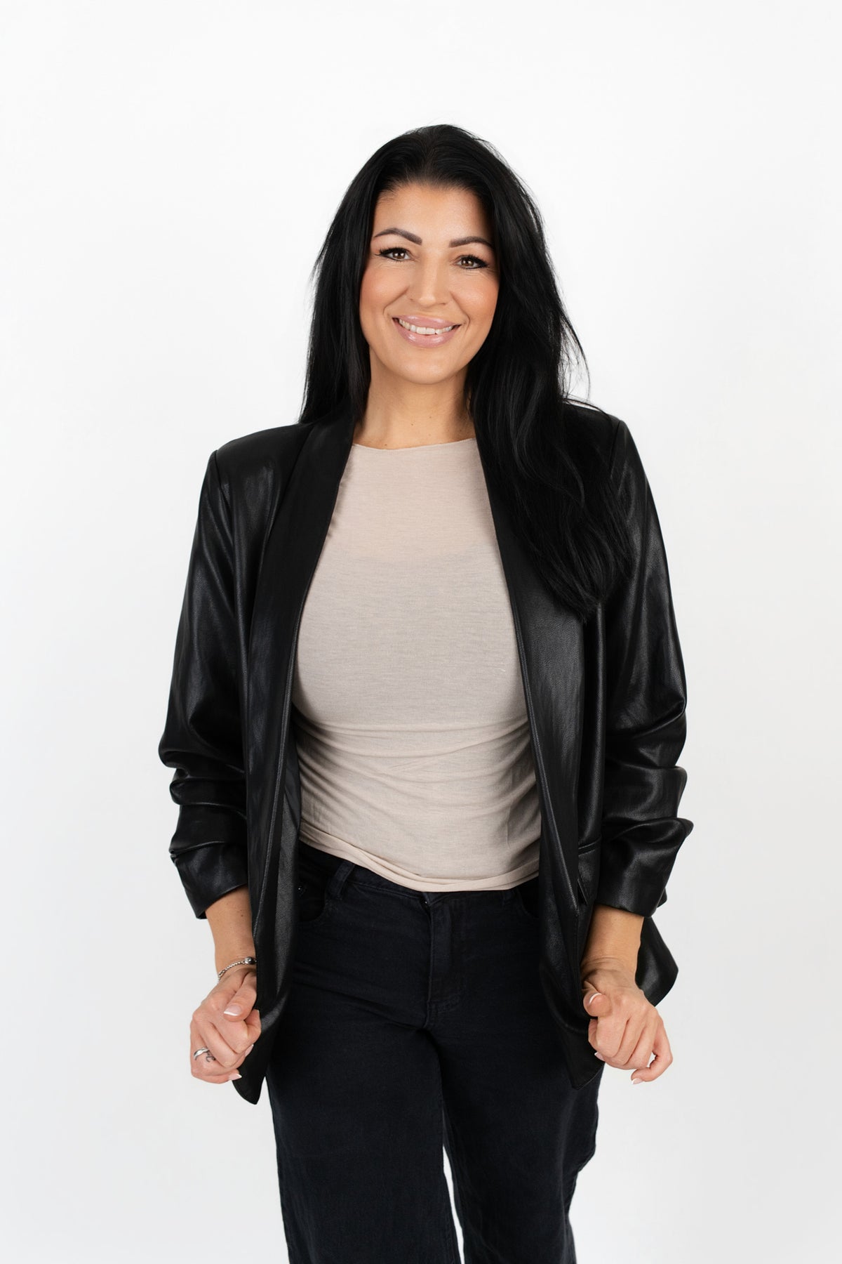 Blazer in Lederoptik mit gerafften Ärmeln