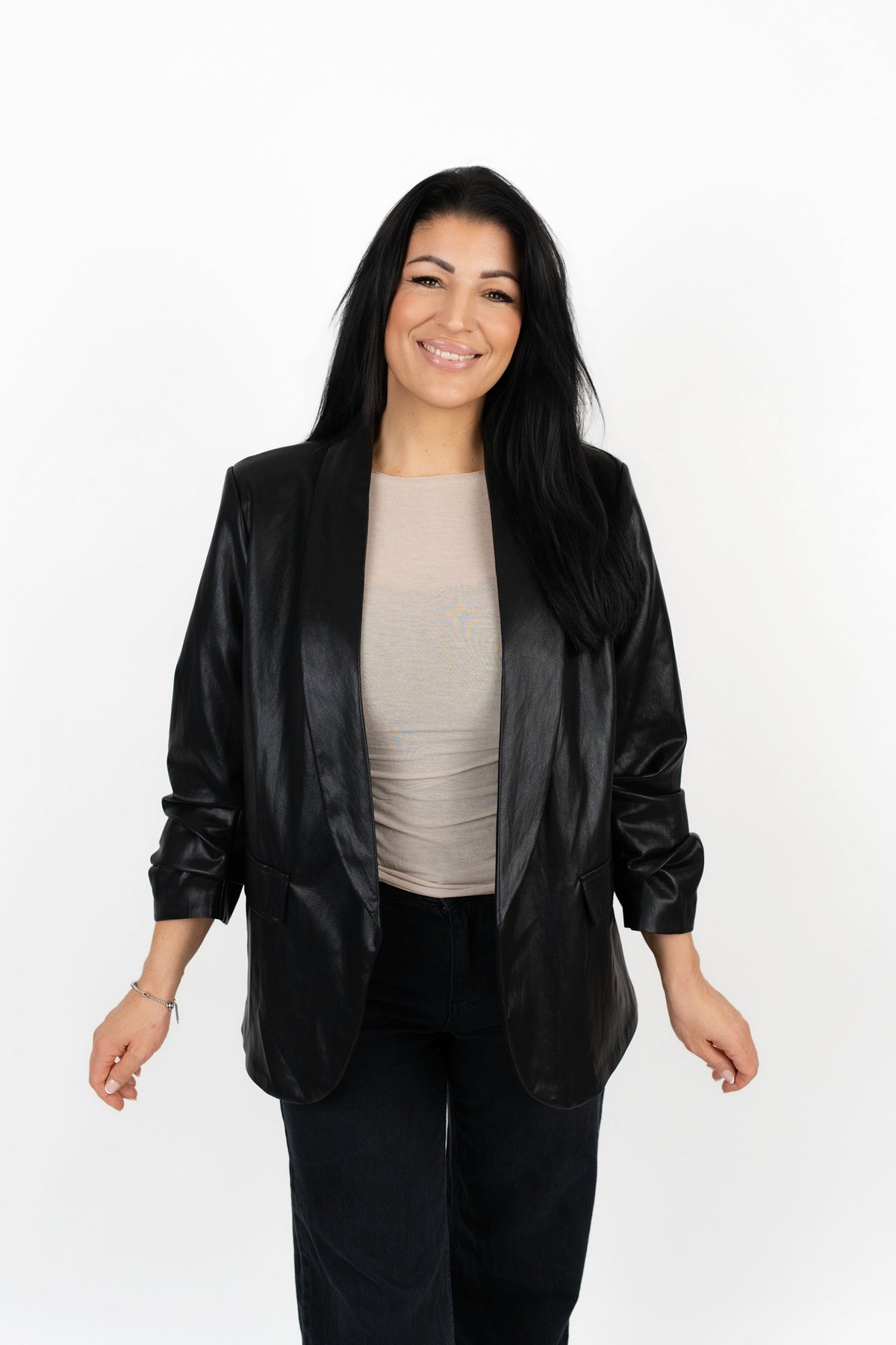 Blazer in Lederoptik mit gerafften Ärmeln