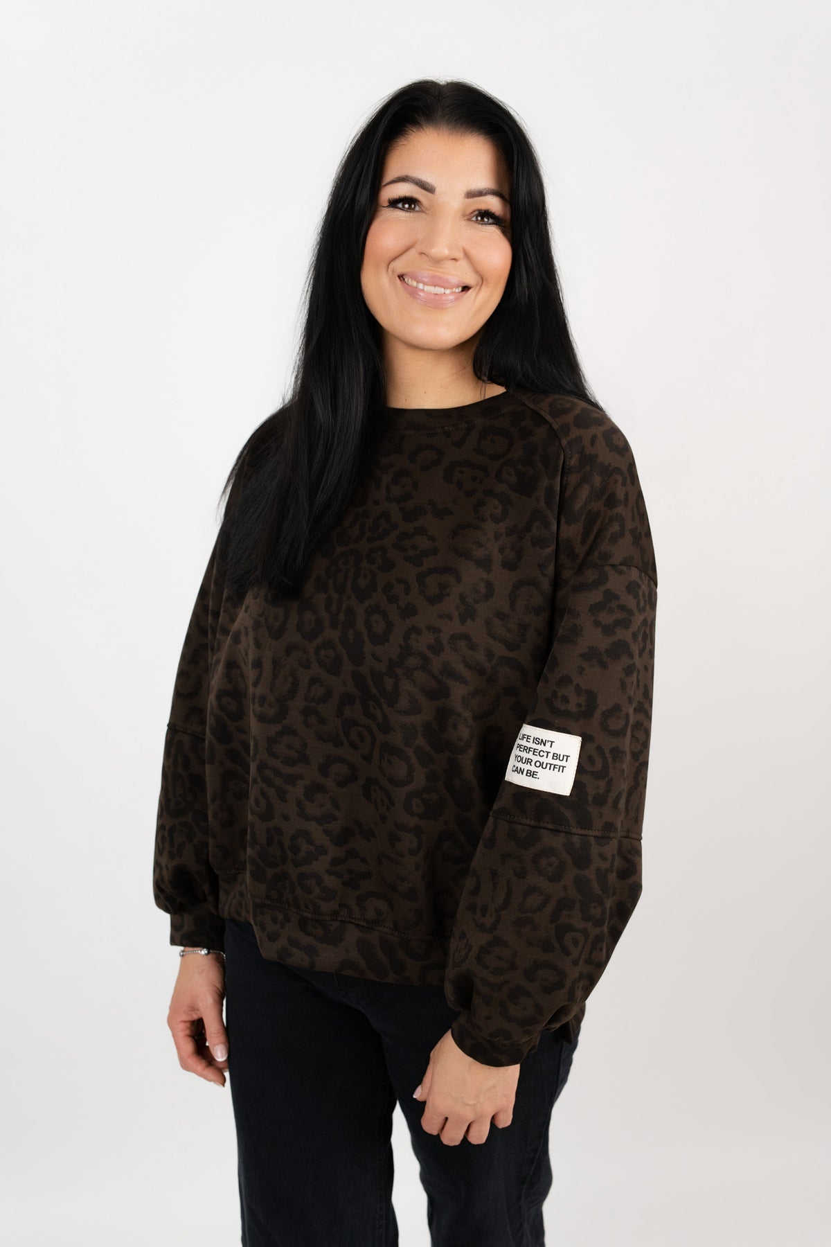 Pullover mit Ärmelpatch Leo