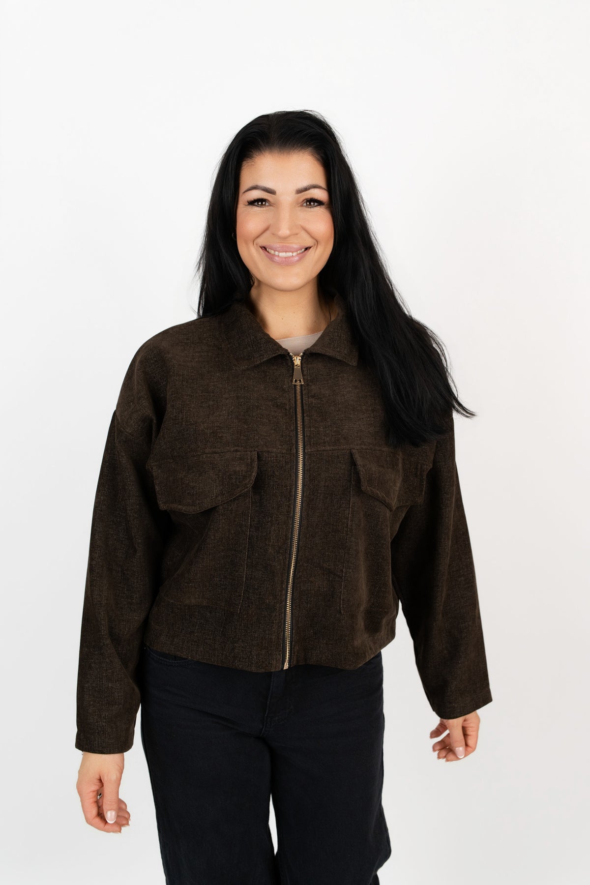 Jacke mit goldenem Reißverschluss