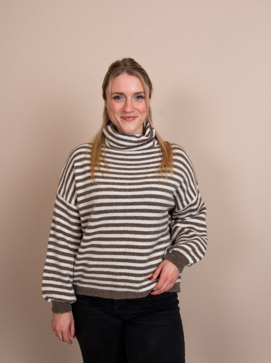 Pullover gestreift mit Rollkragen