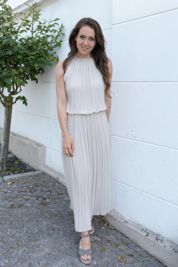 Plissee-Kleid in beige