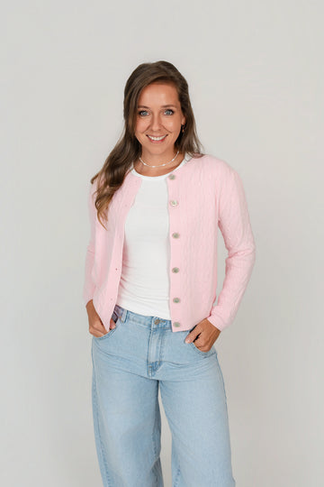 Feinstrickjacke mit Zopfmuster