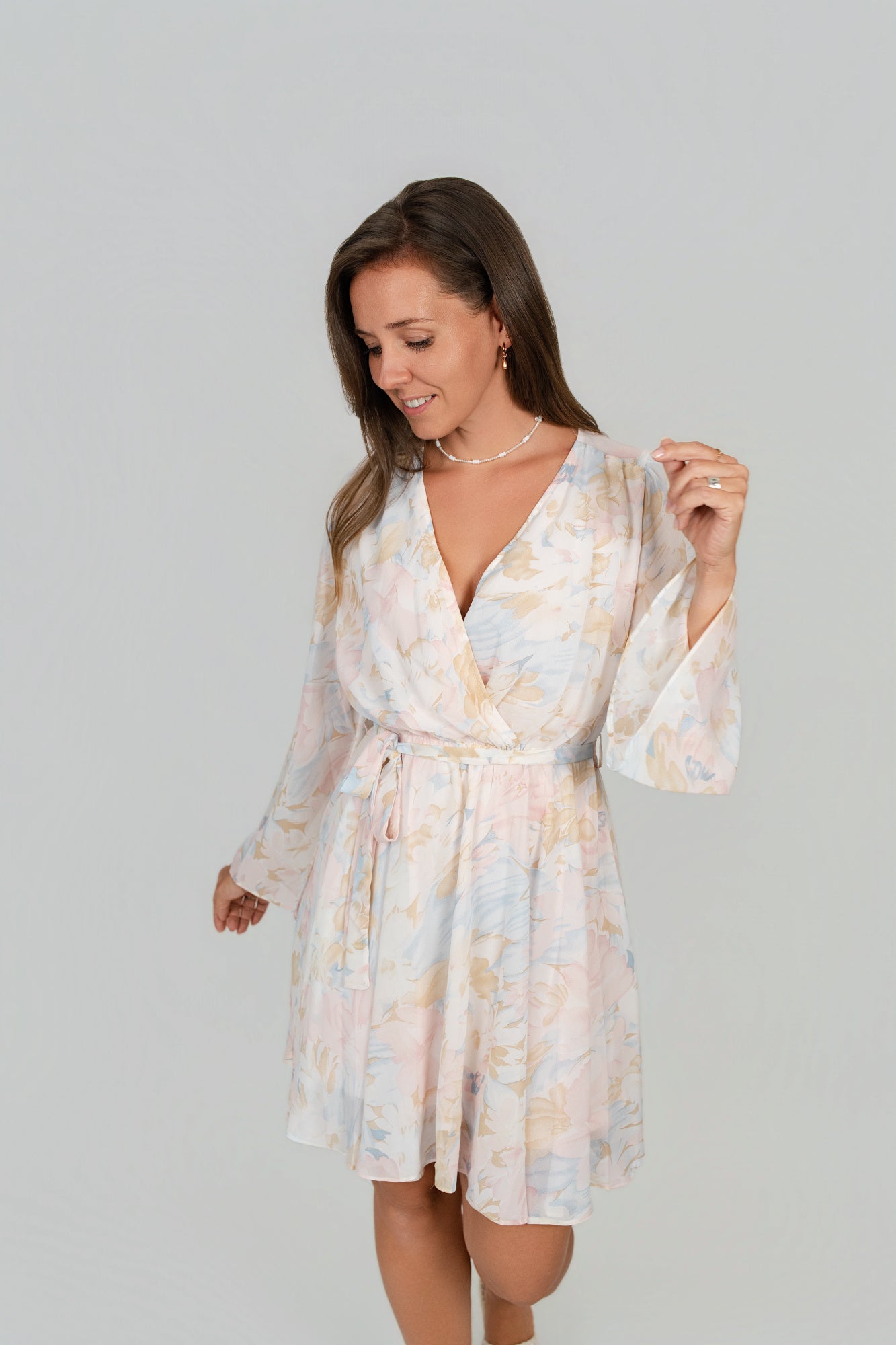 Kleid mit Trompetenärmeln