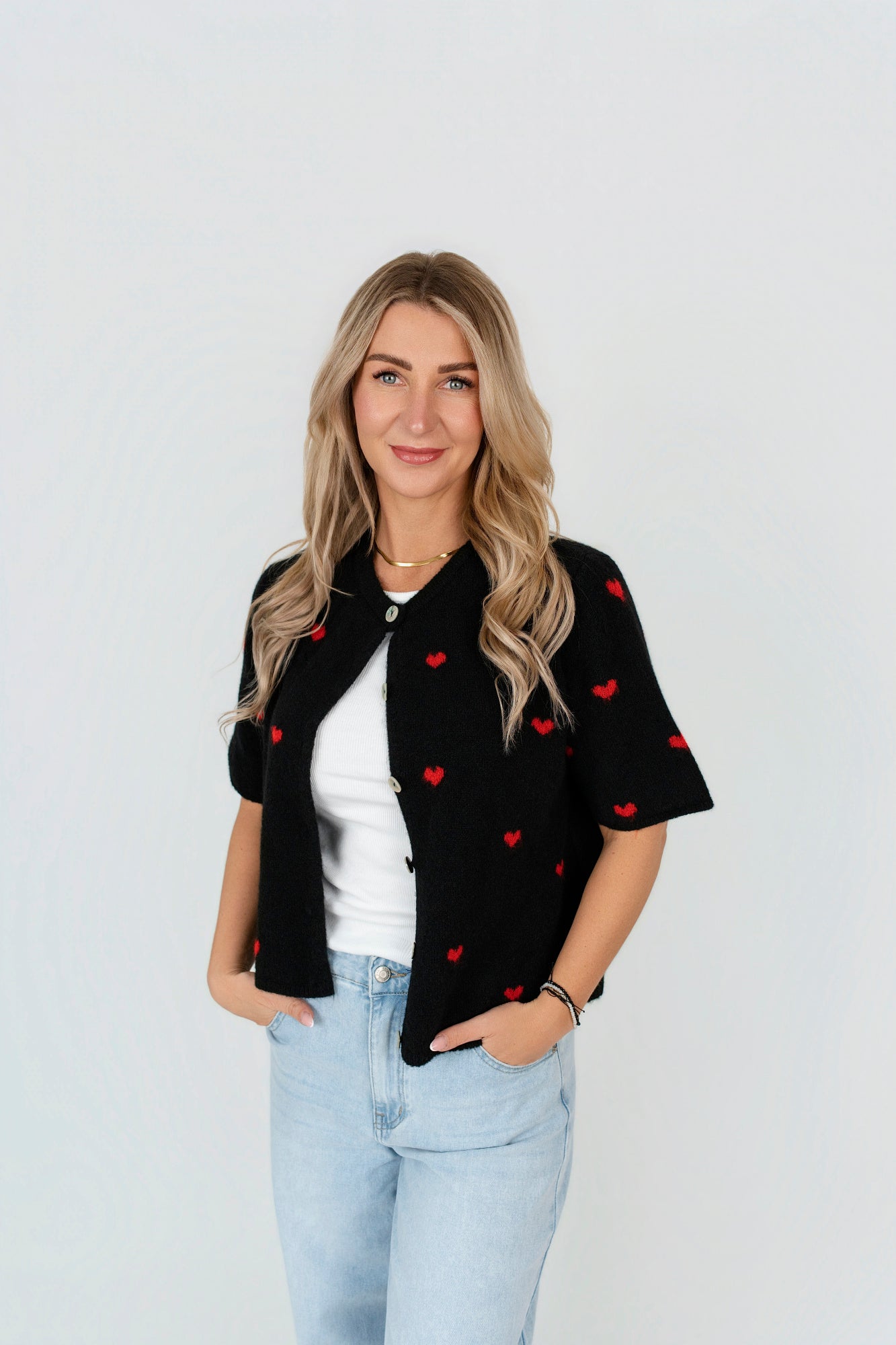 Strickjacke kurzarm mit Herzen