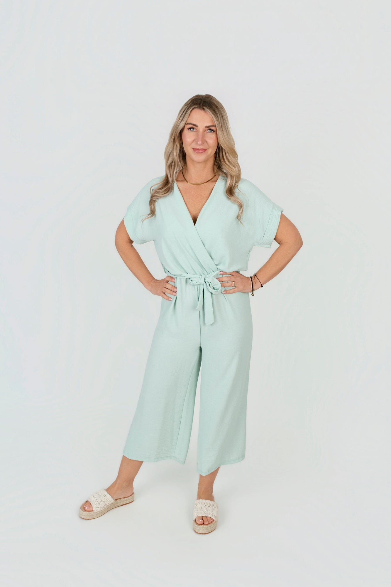 Jumpsuit mit V-Ausschnitt