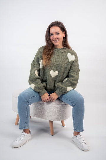 Pullover mit abgesetzten Nähten & Herzen