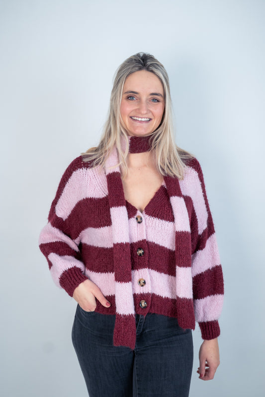 Set aus Jacke und Schal gestreift