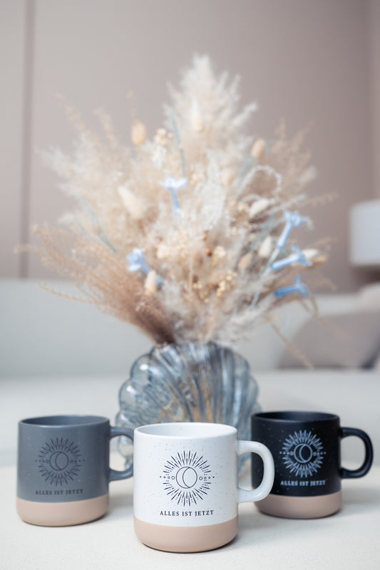 "Alles ist jetzt" Tasse