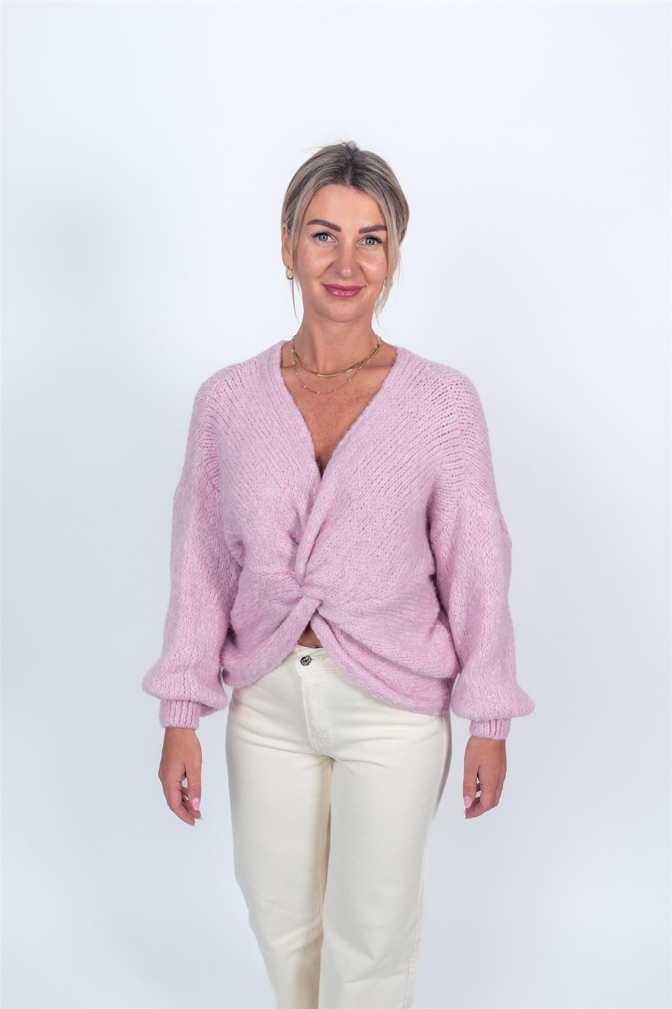 Pullover mit Knoten