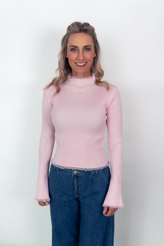 Pullover gerippt mit Stehkragen und Spitze